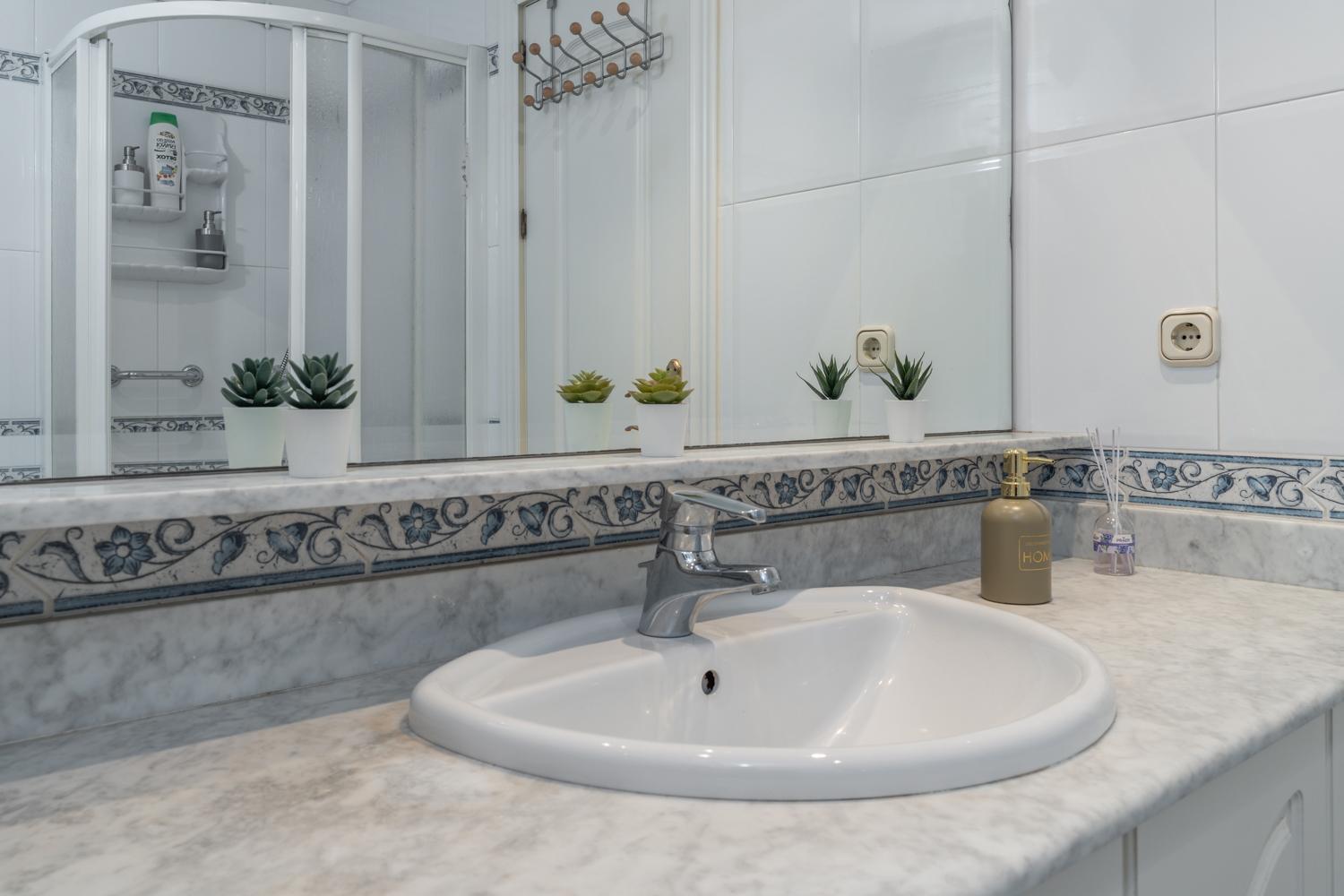 Tuguest San Agustin II Apartment Granada Bagian luar foto